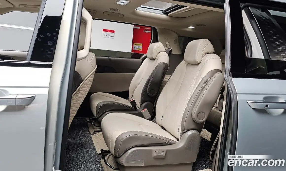 Kia Carnival 2025 3.5 автомат (гидро), фото 17