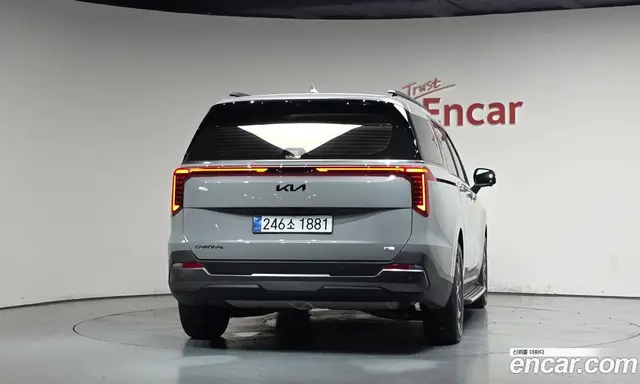 Kia Carnival 2025 1.6 автомат (гидро), миниатюра 3