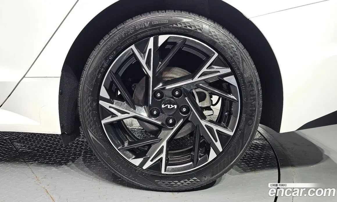 Kia K5 (Optima) 2023 2.0 автомат (гидро), фото 7 Kia K5 (Optima) 2023 2.0 автомат (гидро), фото 7