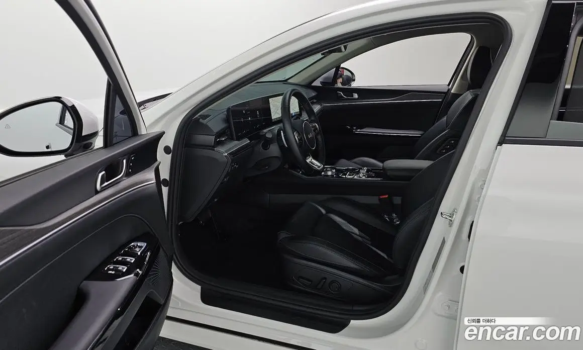 Kia K5 (Optima) 2025 2.0 автомат (гидро), фото 13
