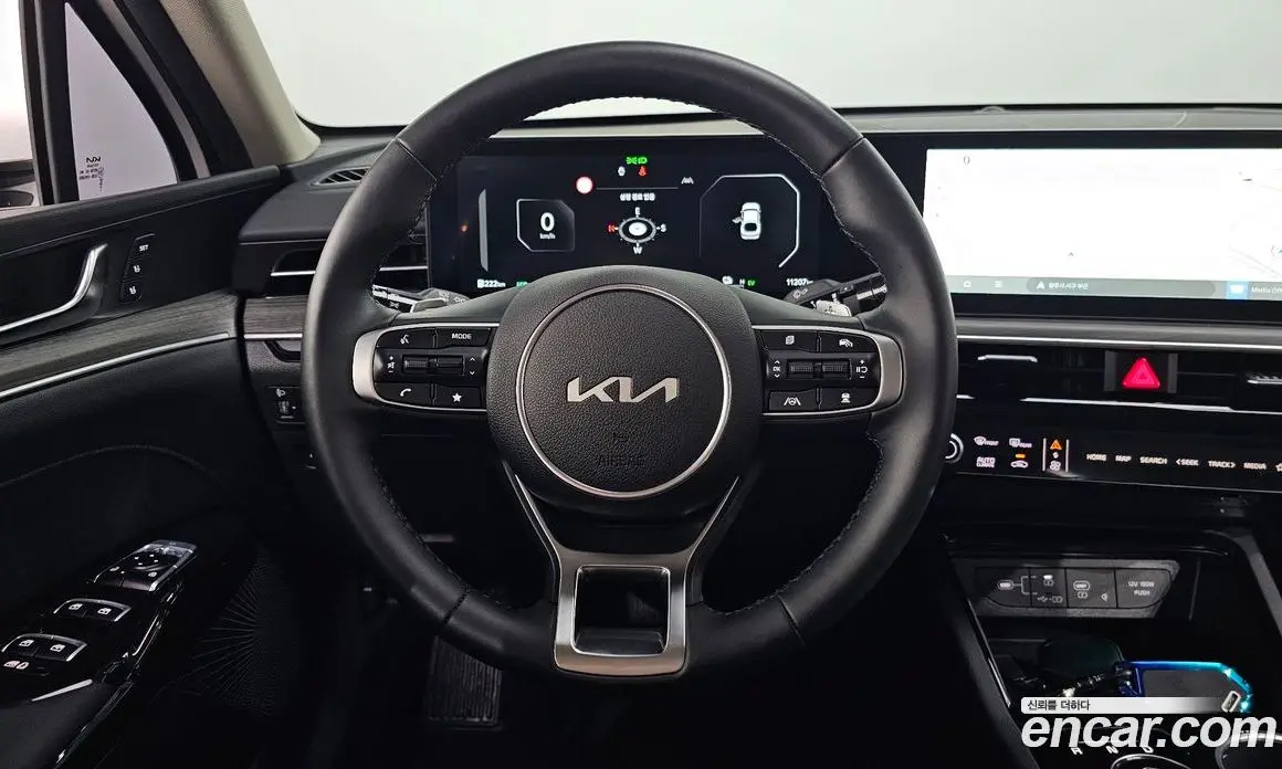 Kia K5 (Optima) 2025 2.0 автомат (гидро), фото 17