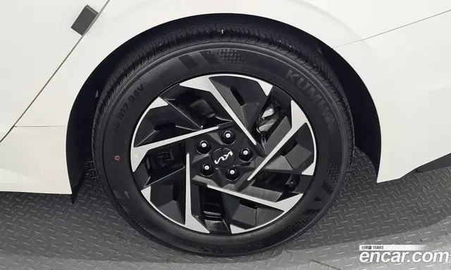 Kia K5 (Optima) 2025 2.0 автомат (гидро), миниатюра 7