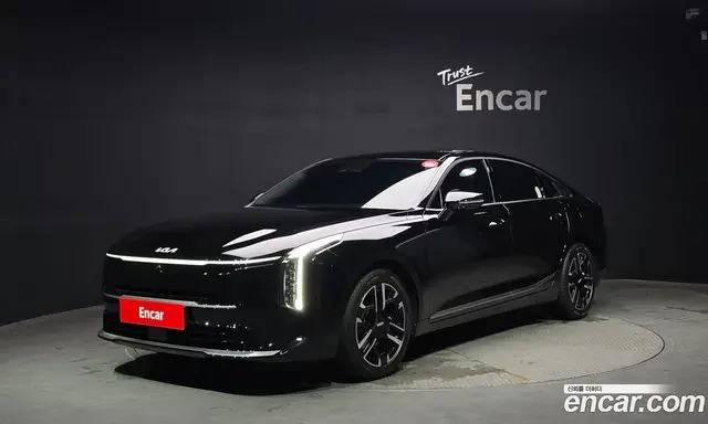 Kia K8, 2026, 2 593 км