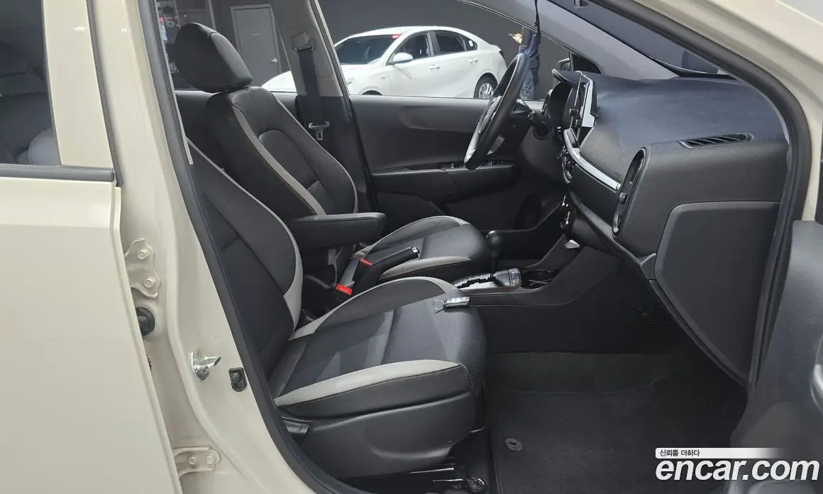 Kia Morning 2022 1.0 автомат (гидро), фото 16