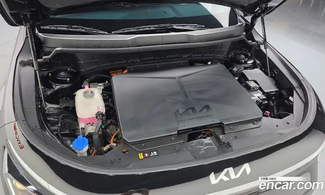Kia Niro 2023 0.2 автомат (гидро), миниатюра 5