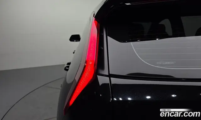 Kia Niro 2023 0.2 автомат (гидро), миниатюра 8