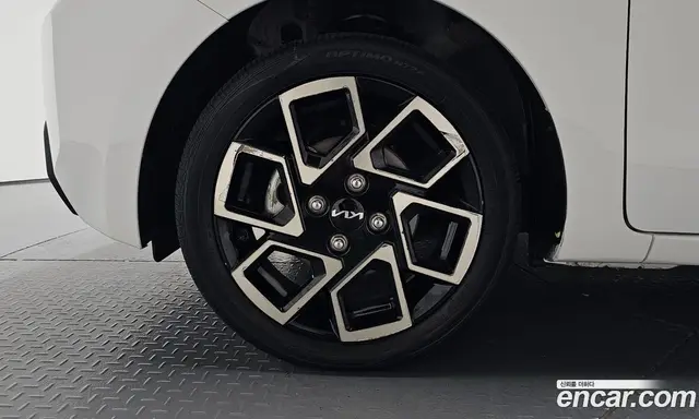 Kia Ray 2023 1.0 автомат (гидро), миниатюра 4 Kia Ray 2023 1.0 автомат (гидро), миниатюра 4