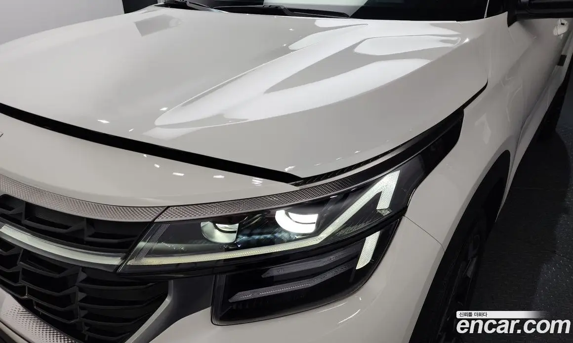 Kia Seltos 2023 1.6 автомат (гидро), фото 8 Kia Seltos 2023 1.6 автомат (гидро), фото 8