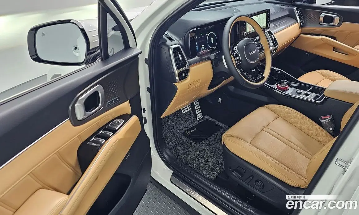 Kia Sorento 2023 1.6 автомат (гидро), фото 13