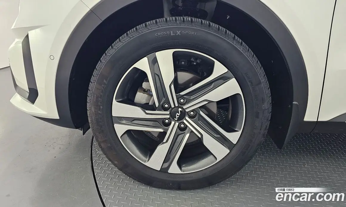 Kia Sorento 2023 1.6 автомат (гидро), фото 5