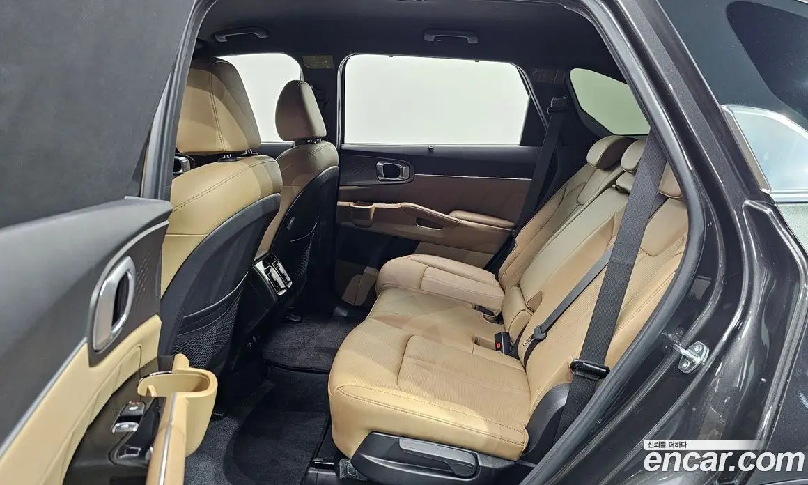 Kia Sorento 2024 1.6 автомат (гидро), фото 17