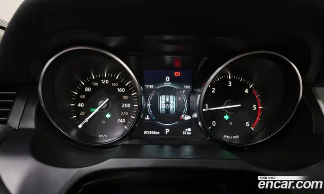 Land Rover Range Rover Evoque 2018 2.0 автомат (гидро), миниатюра 11 Land Rover Range Rover Evoque 2018 2.0 автомат (гидро), миниатюра 11