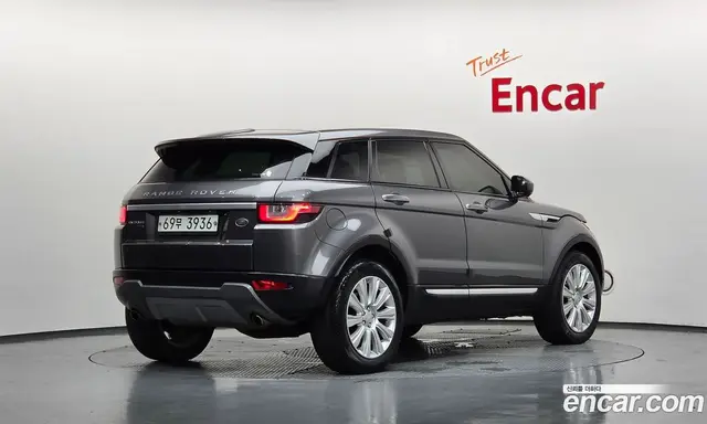 Land Rover Range Rover Evoque 2018 2.0 автомат (гидро), миниатюра 2