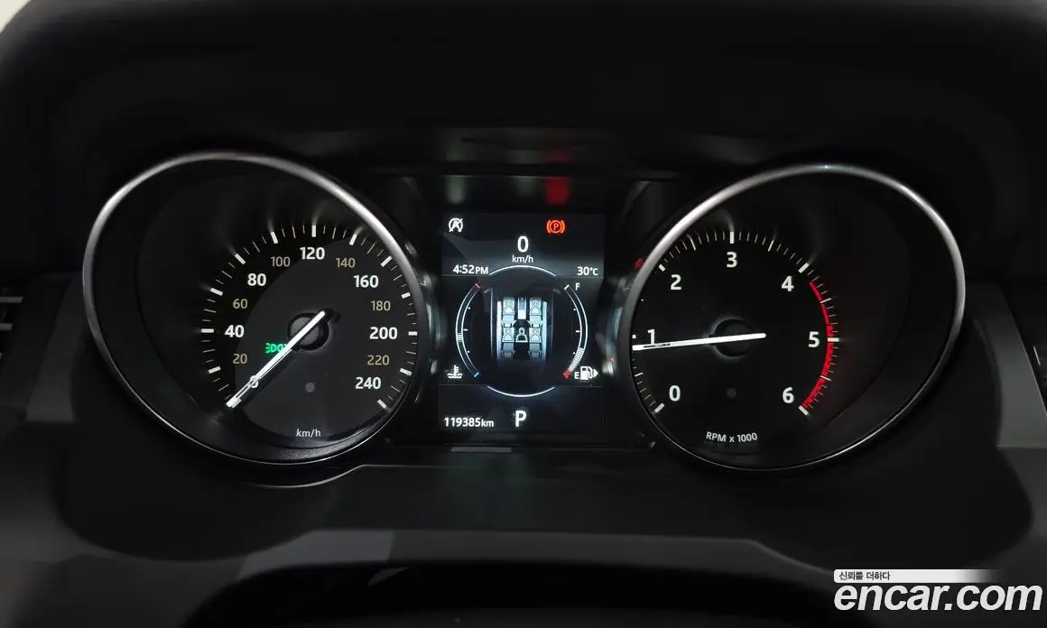 Land Rover Range Rover Evoque 2018 2.0 автомат (гидро), фото 11