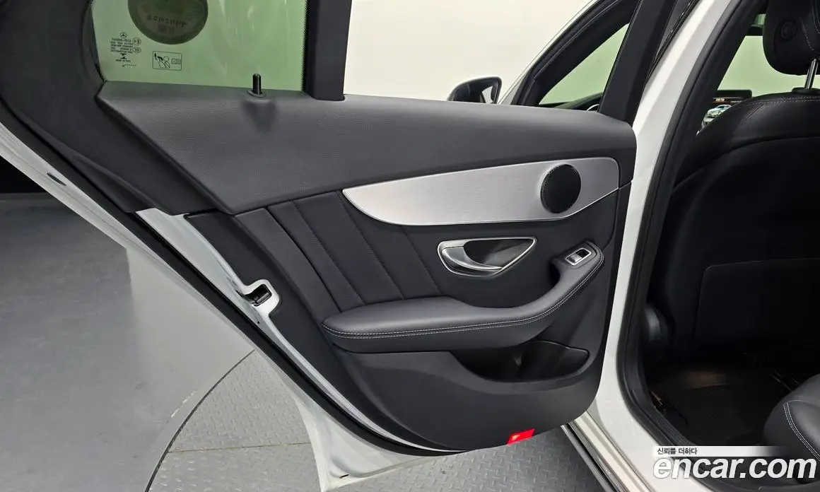 Mercedes-Benz C-Class 2018 2.0 автомат (гидро), фото 14
