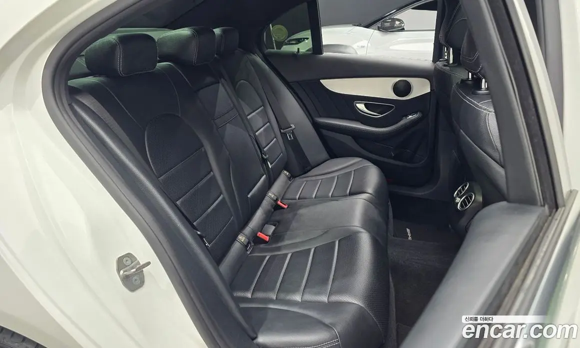 Mercedes-Benz C-Class 2018 2.0 автомат (гидро), фото 15