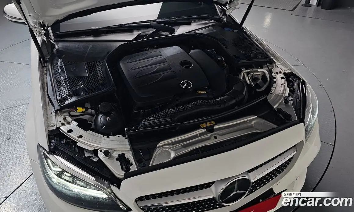 Mercedes-Benz C-Class 2020 2.0 автомат (гидро), фото 6 Mercedes-Benz C-Class 2020 2.0 автомат (гидро), фото 6