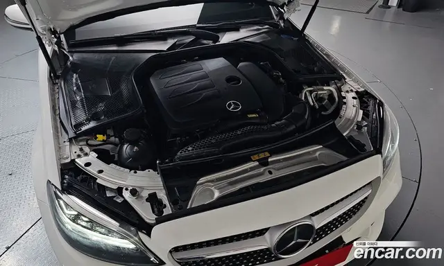 Mercedes-Benz C-Class 2020 2.0 автомат (гидро), миниатюра 6 Mercedes-Benz C-Class 2020 2.0 автомат (гидро), миниатюра 6