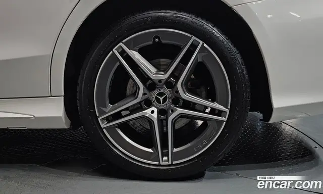 Mercedes-Benz C-Class 2020 2.0 автомат (гидро), миниатюра 7 Mercedes-Benz C-Class 2020 2.0 автомат (гидро), миниатюра 7