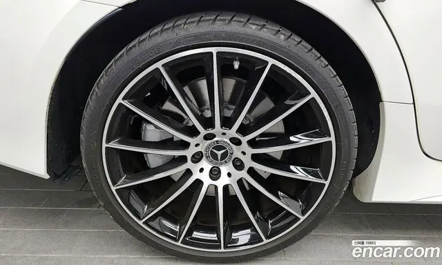 Mercedes-Benz CLS-Class 2021 3.0 автомат (гидро), миниатюра 5