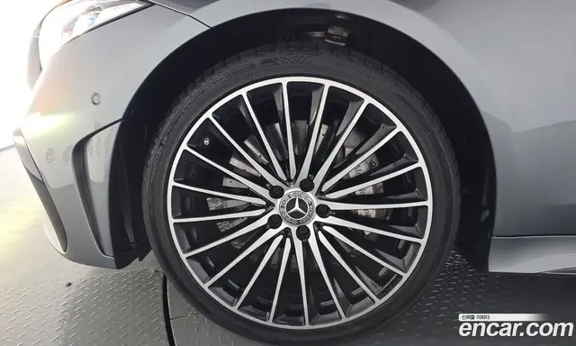 Mercedes-Benz CLS-Class 2023 3.0 автомат (гидро), миниатюра 4