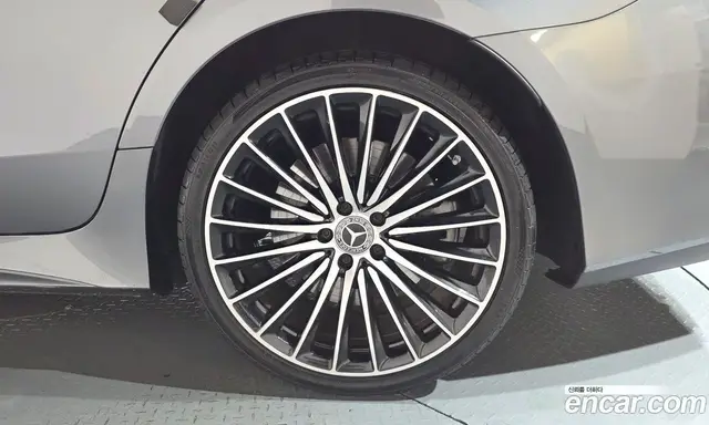 Mercedes-Benz CLS-Class 2023 3.0 автомат (гидро), миниатюра 6