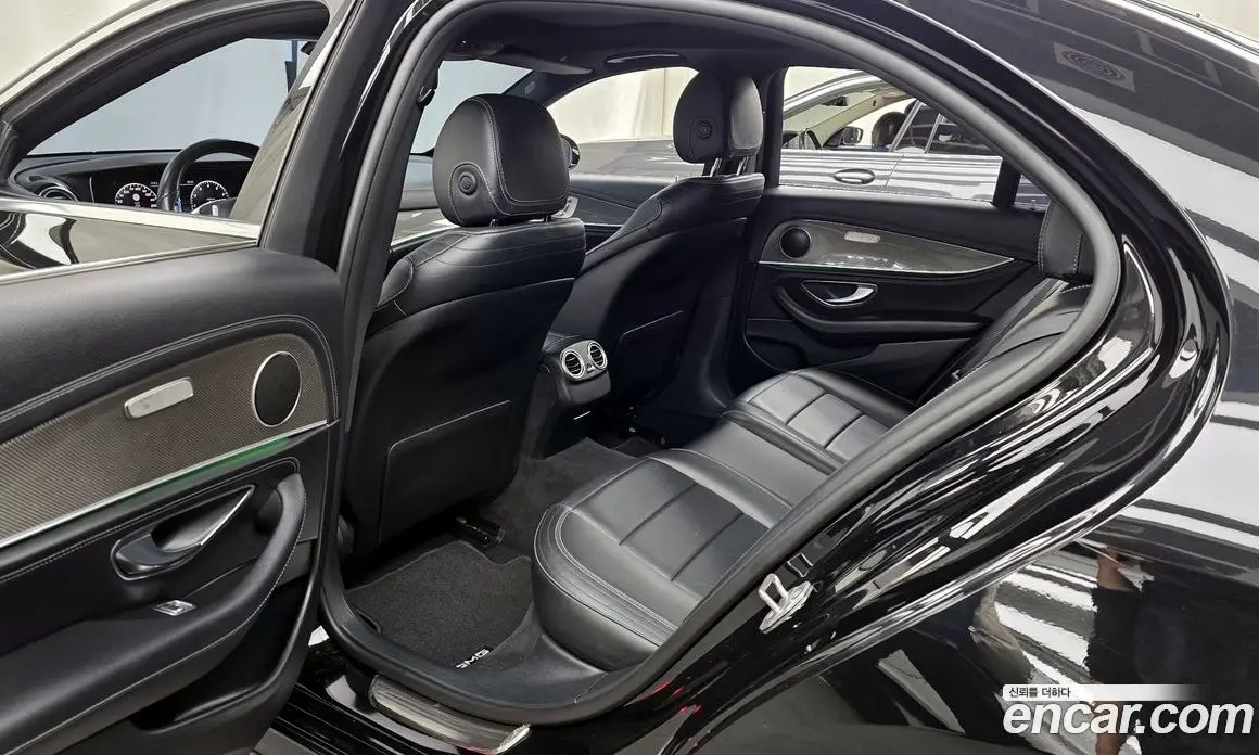 Mercedes-Benz E-Class 2017 2.0 автомат (гидро), фото 16