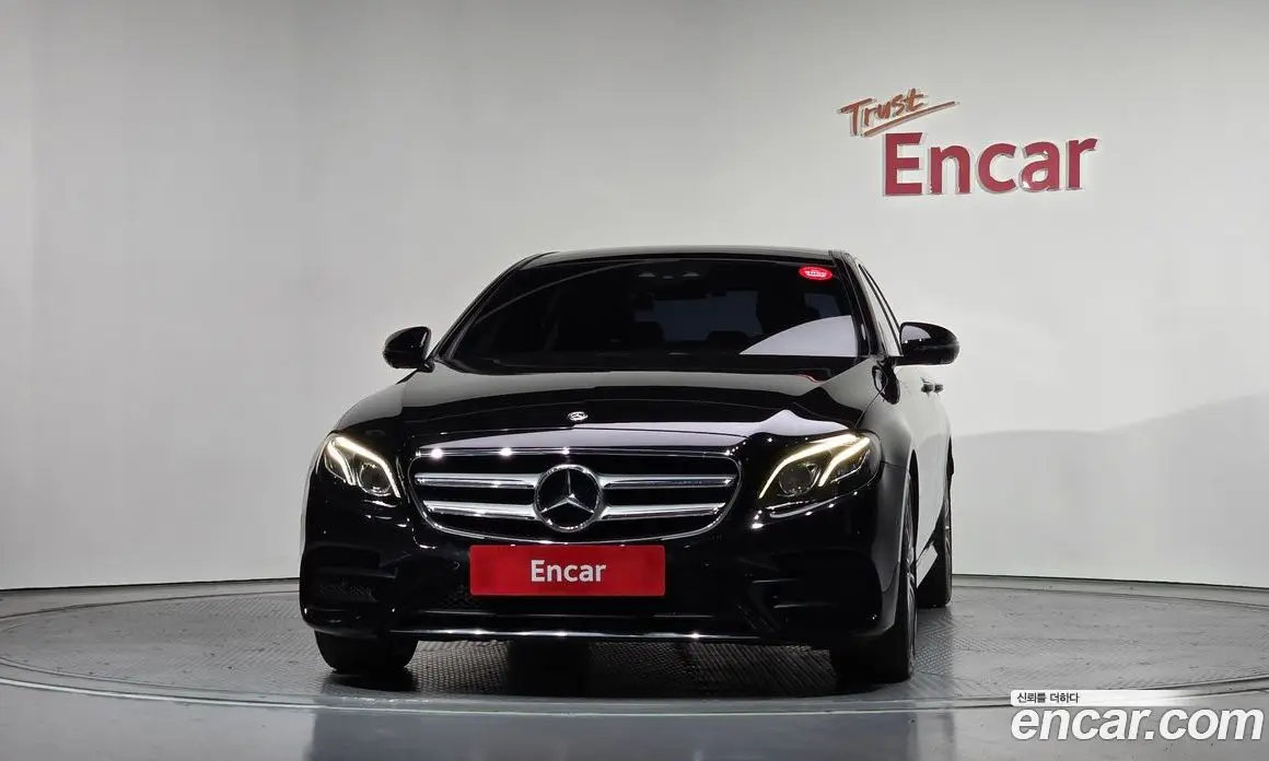Mercedes-Benz E-Class 2017 2.0 автомат (гидро), фото 3