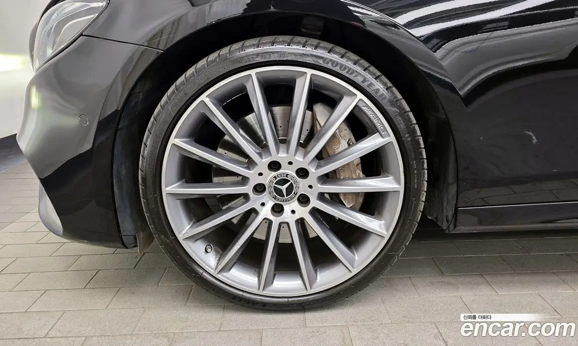 Mercedes-Benz E-Class 2017 2.0 автомат (гидро), фото 5