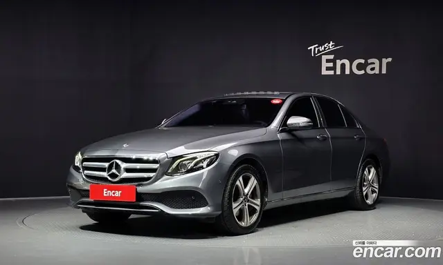 Mercedes-Benz E-Class, 2018, 74 240 км