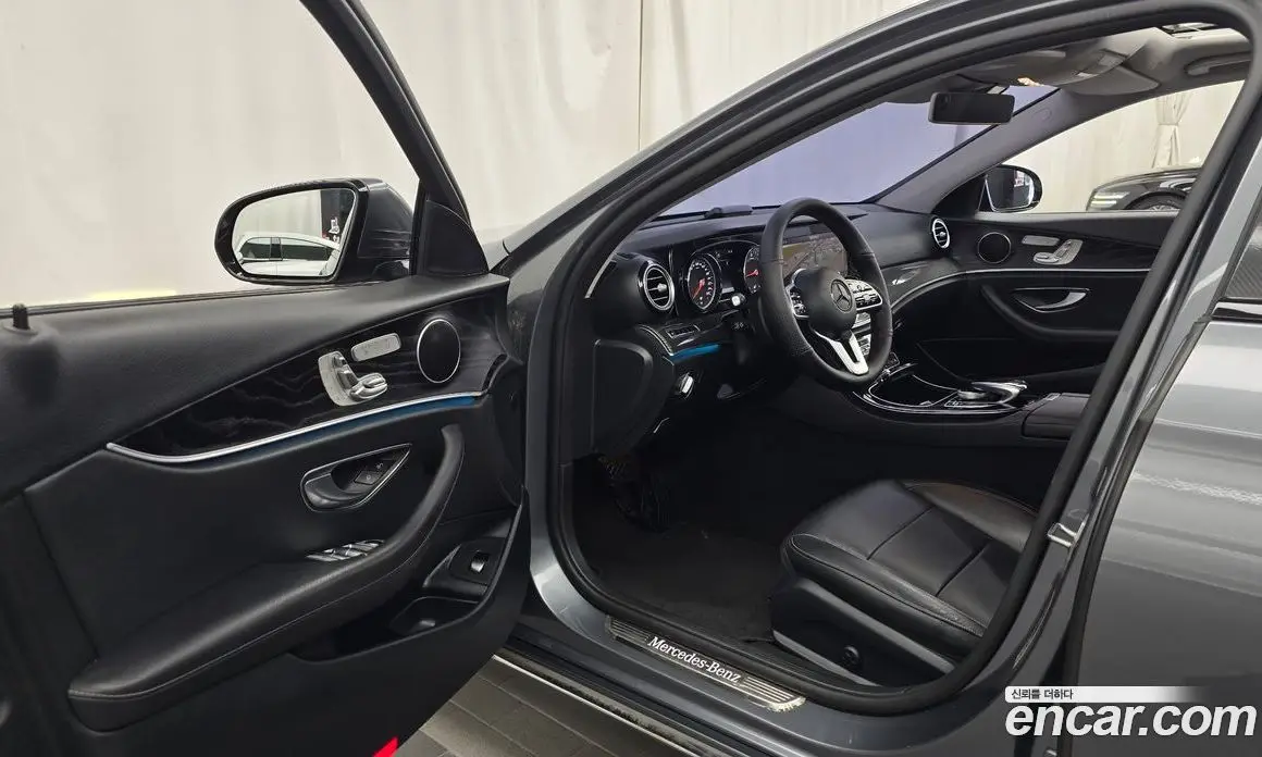Mercedes-Benz E-Class 2018 1.9 автомат (гидро), фото 13 Mercedes-Benz E-Class 2018 1.9 автомат (гидро), фото 13