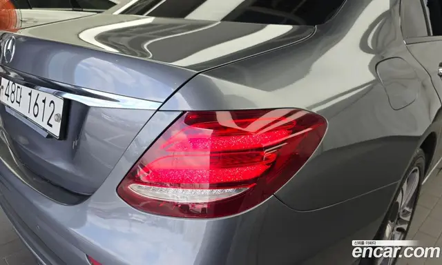 Mercedes-Benz E-Class 2018 1.9 автомат (гидро), миниатюра 9 Mercedes-Benz E-Class 2018 1.9 автомат (гидро), миниатюра 9