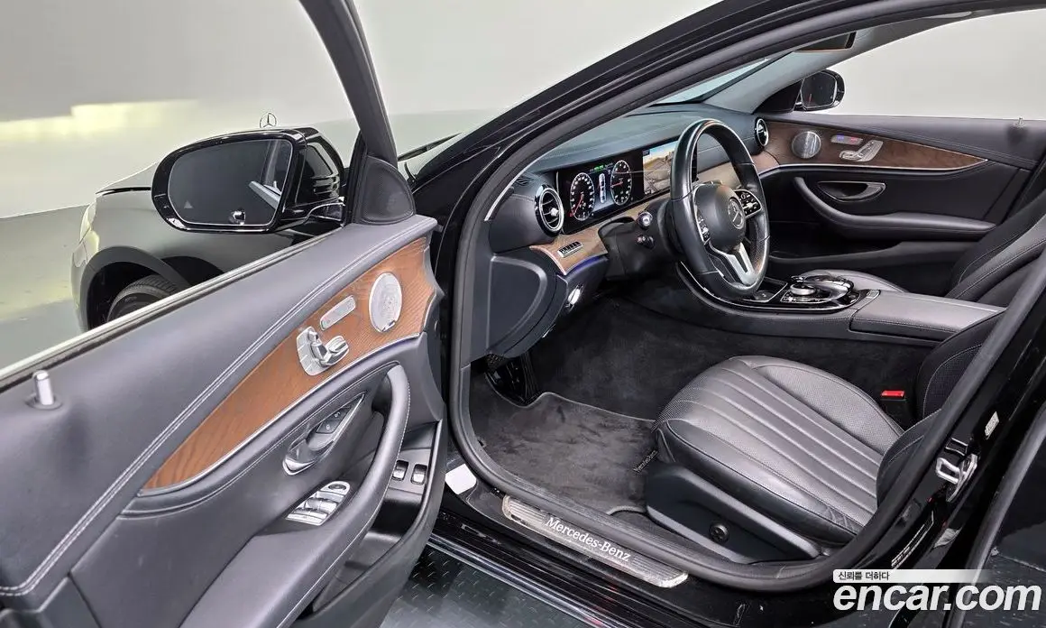 Mercedes-Benz E-Class 2019 2.0 автомат (гидро), фото 13 Mercedes-Benz E-Class 2019 2.0 автомат (гидро), фото 13