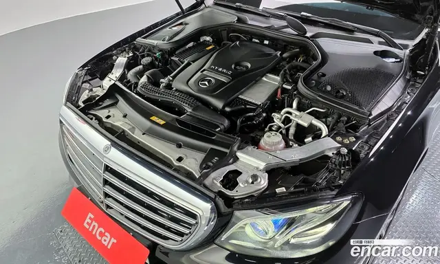 Mercedes-Benz E-Class 2019 2.0 автомат (гидро), миниатюра 6 Mercedes-Benz E-Class 2019 2.0 автомат (гидро), миниатюра 6