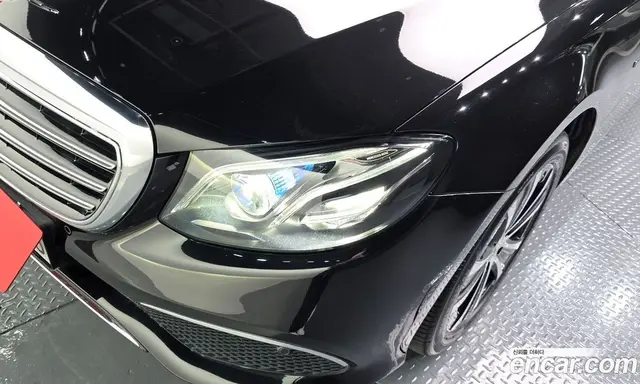 Mercedes-Benz E-Class 2019 2.0 автомат (гидро), миниатюра 8 Mercedes-Benz E-Class 2019 2.0 автомат (гидро), миниатюра 8