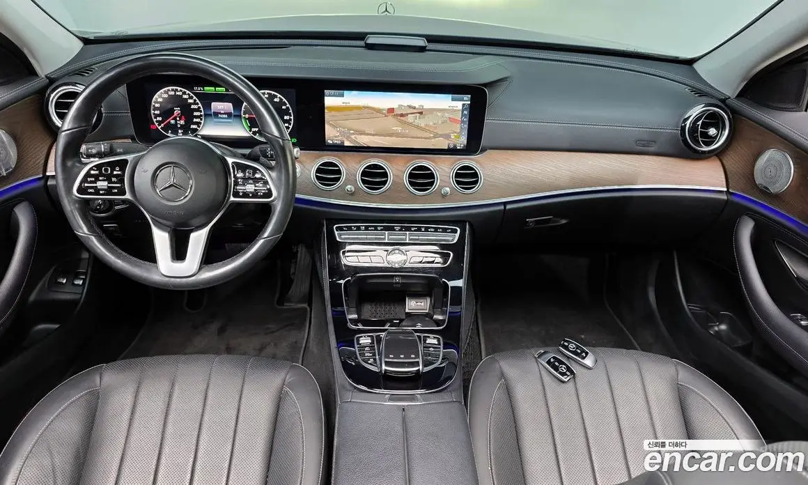 Mercedes-Benz E-Class 2019 2.0 автомат (гидро), фото 10 Mercedes-Benz E-Class 2019 2.0 автомат (гидро), фото 10
