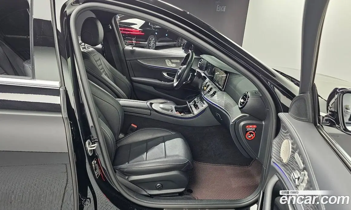 Mercedes-Benz E-Class 2022 2.0 автомат (гидро), фото 16