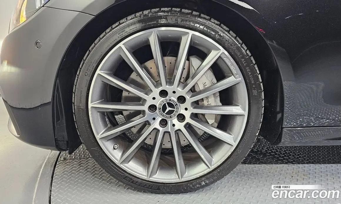 Mercedes-Benz E-Class 2022 2.0 автомат (гидро), фото 5