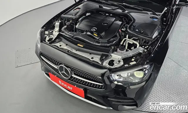 Mercedes-Benz E-Class 2022 2.0 автомат (гидро), миниатюра 6