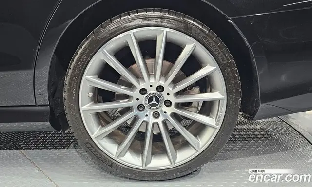 Mercedes-Benz E-Class 2022 2.0 автомат (гидро), миниатюра 7