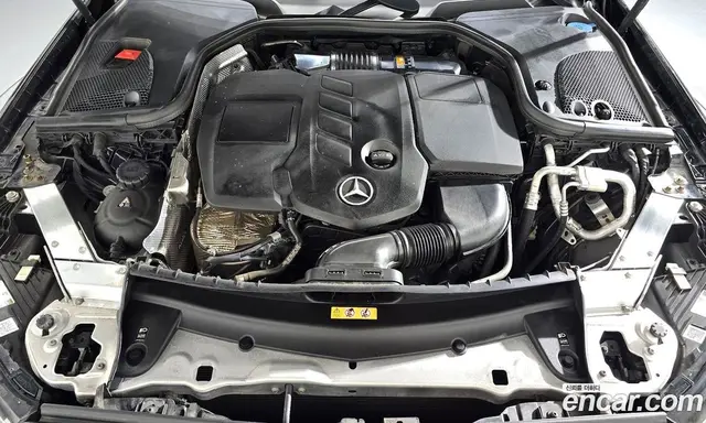 Mercedes-Benz E-Class 2022 1.9 автомат (гидро), миниатюра 6