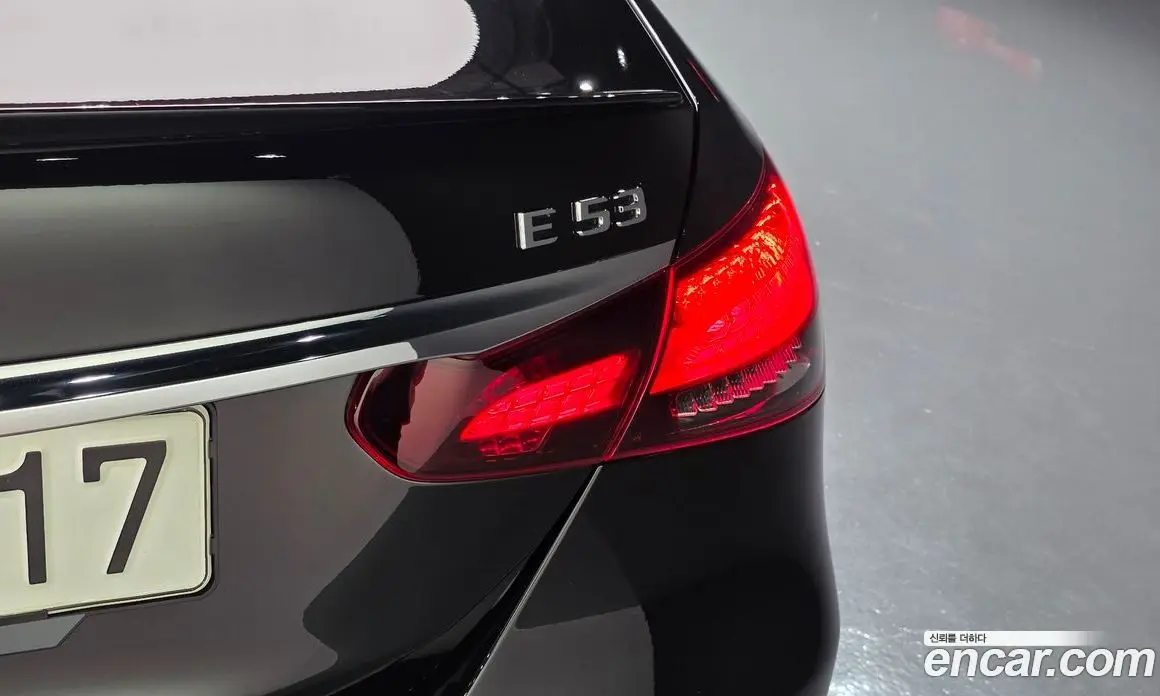 Mercedes-Benz E-Class 2023 3.0 автомат (гидро), фото 8 Mercedes-Benz E-Class 2023 3.0 автомат (гидро), фото 8