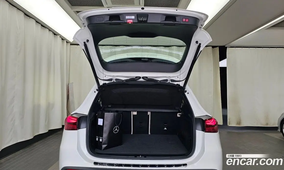 Mercedes-Benz EQA 2025 0.2 автомат (гидро), фото 20