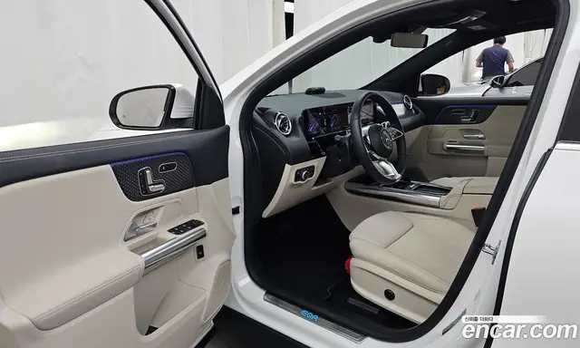 Mercedes-Benz EQA 2025 0.2 автомат (гидро), миниатюра 10