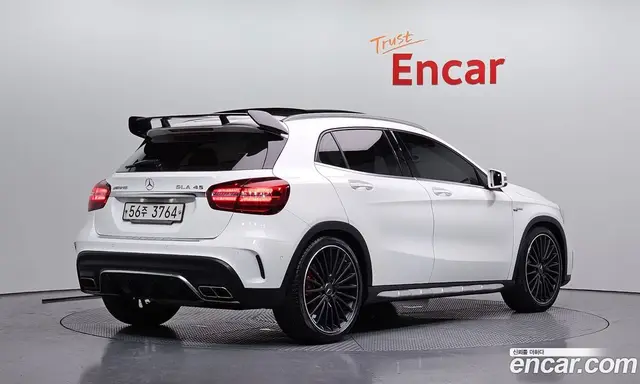 Mercedes-Benz GLA-Class 2019 2.0 автомат (гидро), миниатюра 2