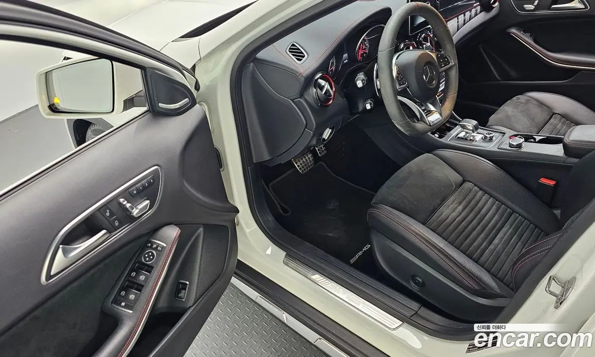 Mercedes-Benz GLA-Class 2019 2.0 автомат (гидро), фото 13