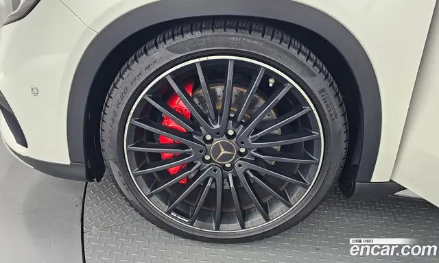 Mercedes-Benz GLA-Class 2019 2.0 автомат (гидро), миниатюра 5