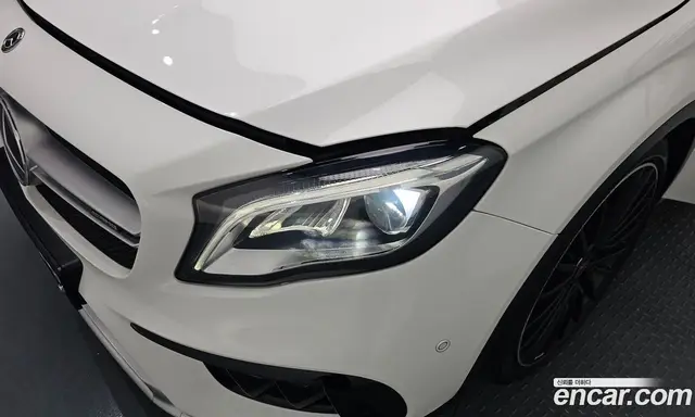 Mercedes-Benz GLA-Class 2019 2.0 автомат (гидро), миниатюра 8