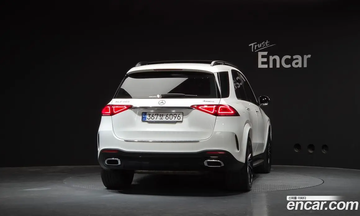 Mercedes-Benz GLE-Class 2022 3.0 автомат (гидро), фото 4
