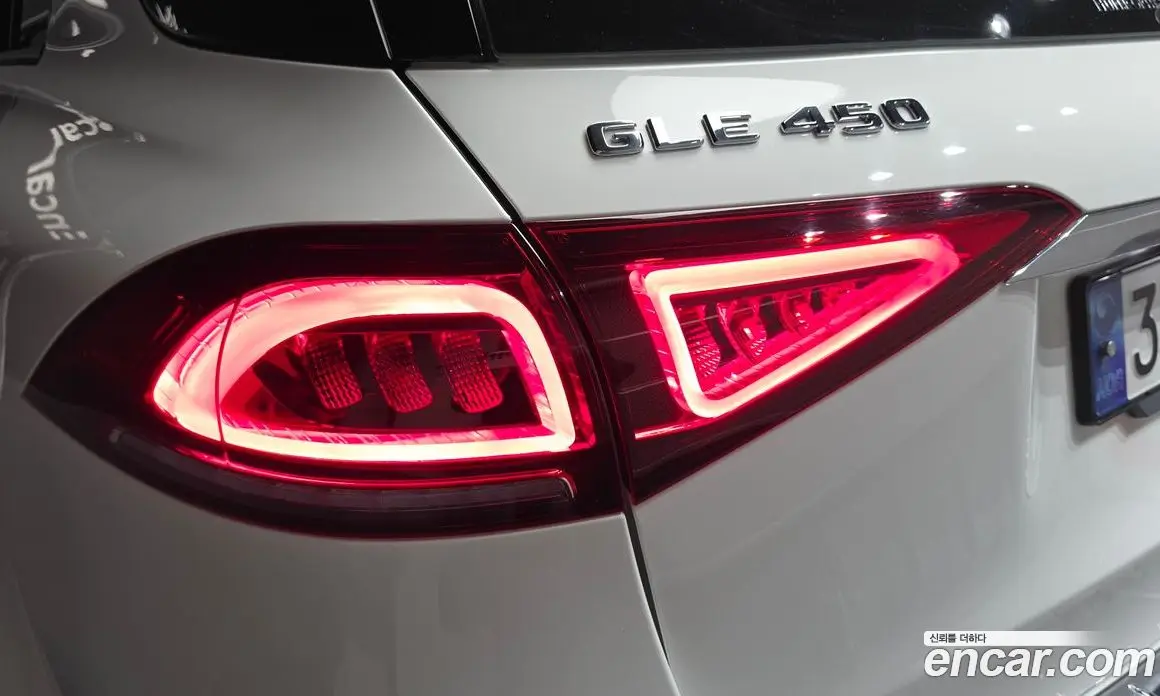 Mercedes-Benz GLE-Class 2022 3.0 автомат (гидро), фото 9
